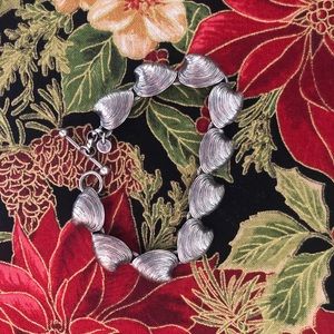 J.H. Breakell silver quahog link bracelet